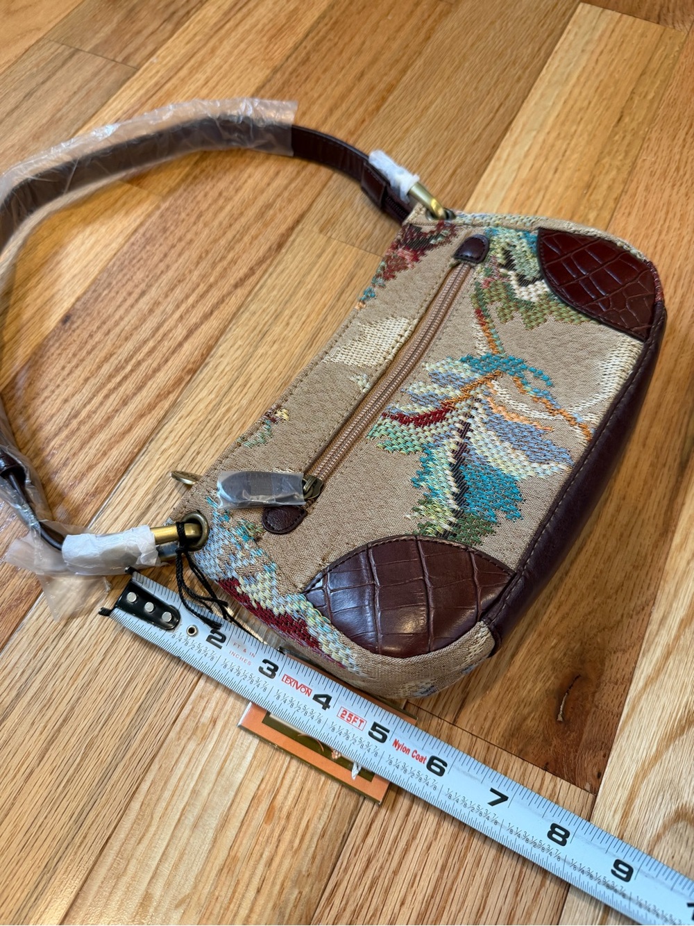 Floral Tapestry Shoulder Bag NWT - Picture 6 of 7